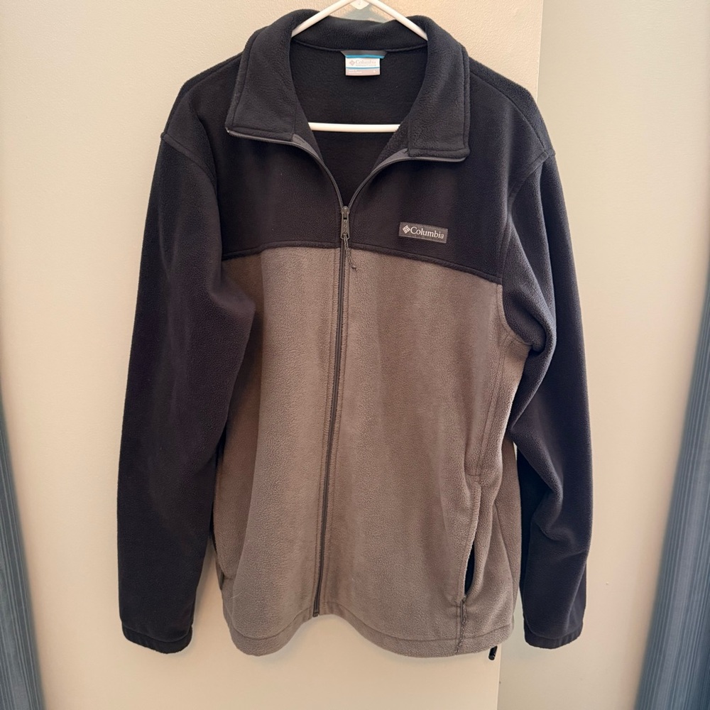 Columbia Black and Gray Men’s Fleece Jacket Large